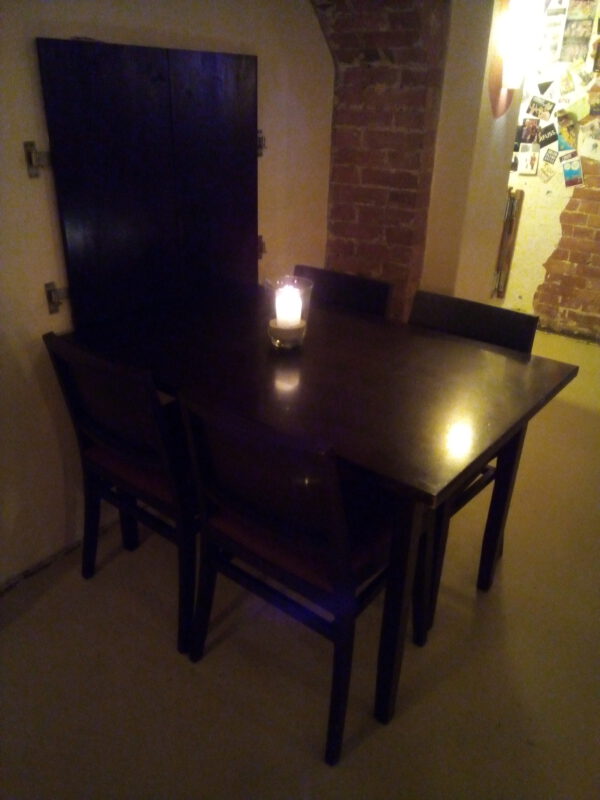 Tisch 11 im NR (4P)